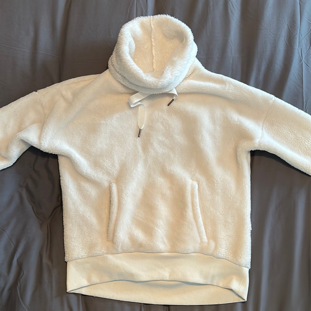 Women’s fleece hoodie